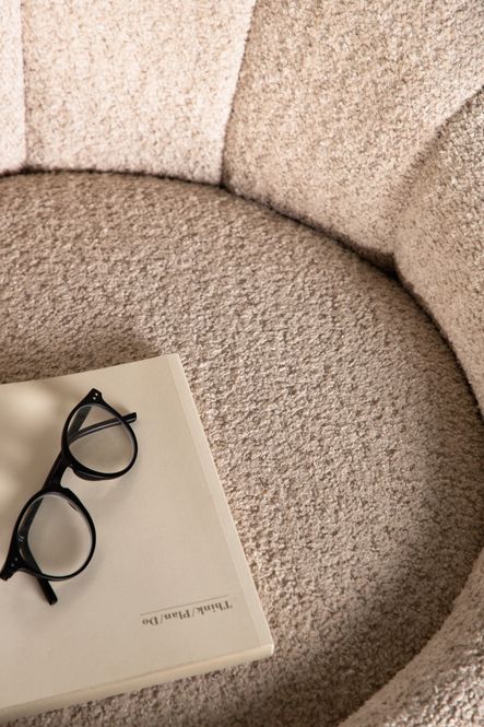 Hovedbilde Venture Home Warren lenestol – beige bouclé