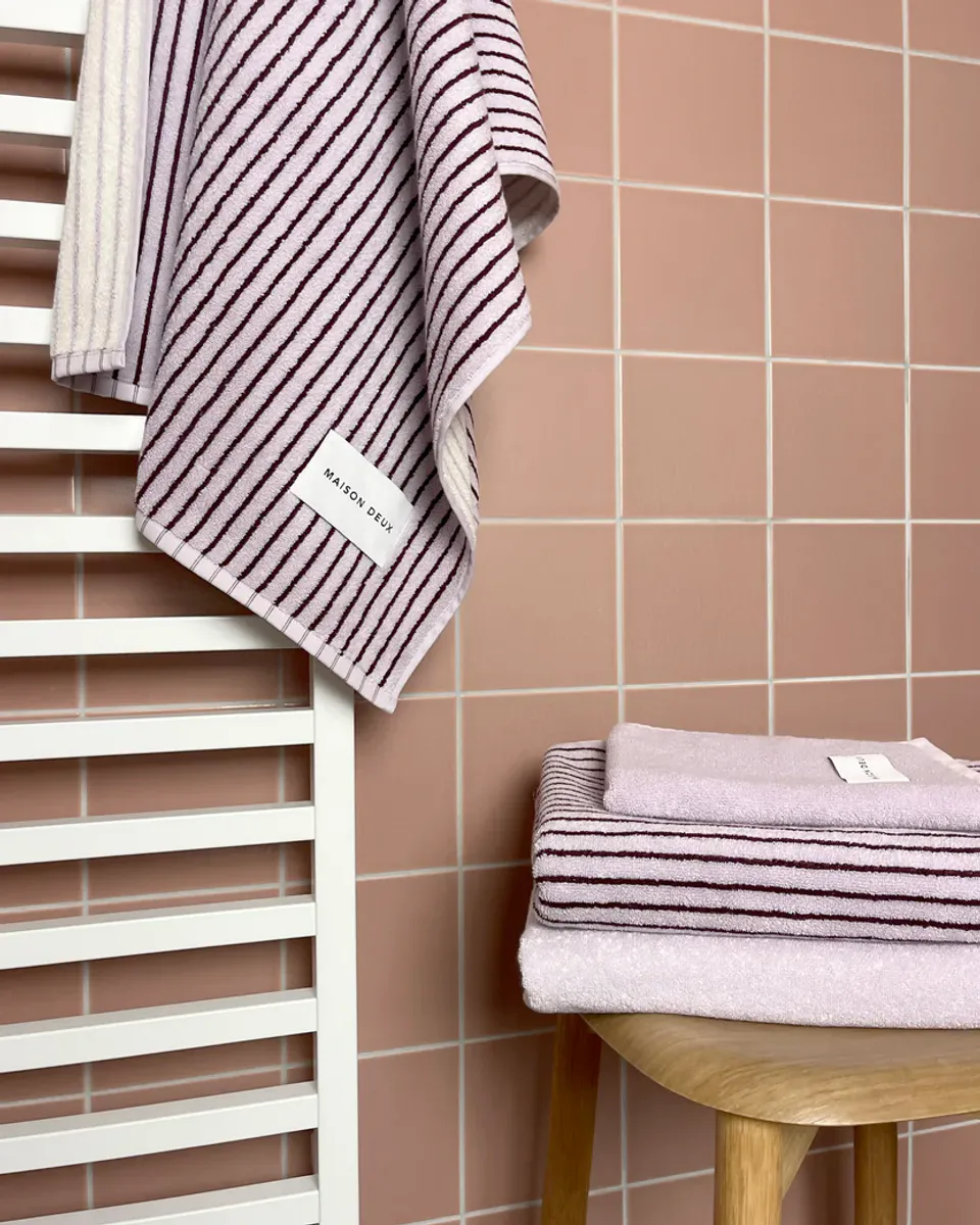 Maison Deux Solid Håndhåndkle Lilac 50x100 cm