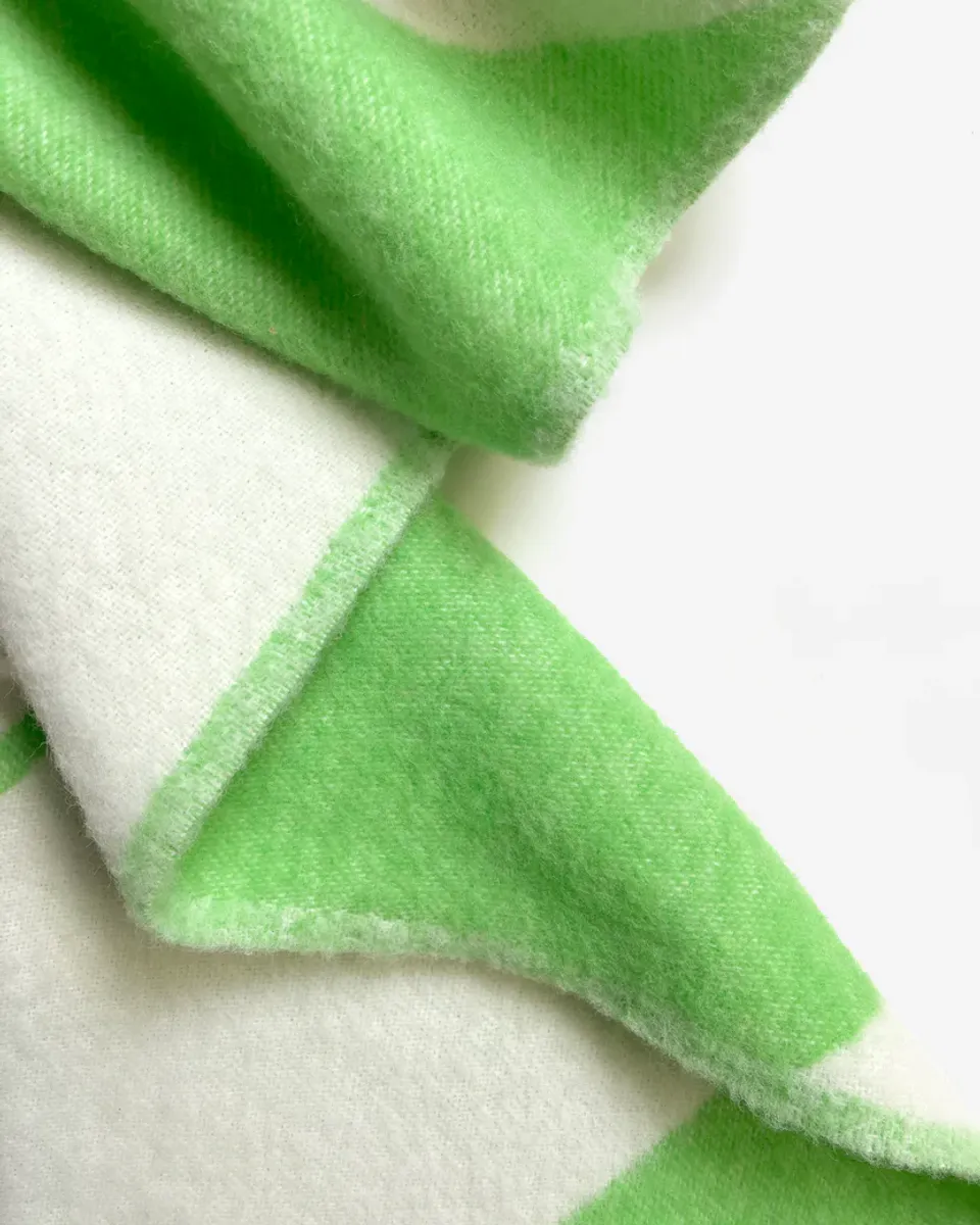 Maison Deux Swirl Pledd Grønn/Hvit