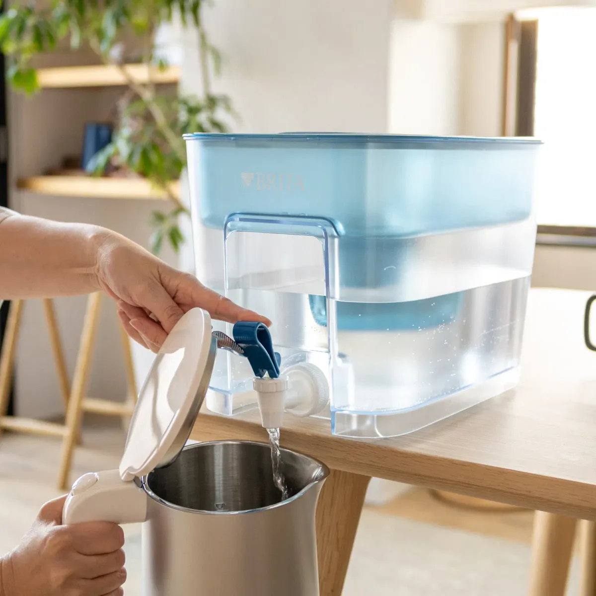 Brita Flow vanndunk med filter blå 8,2 l