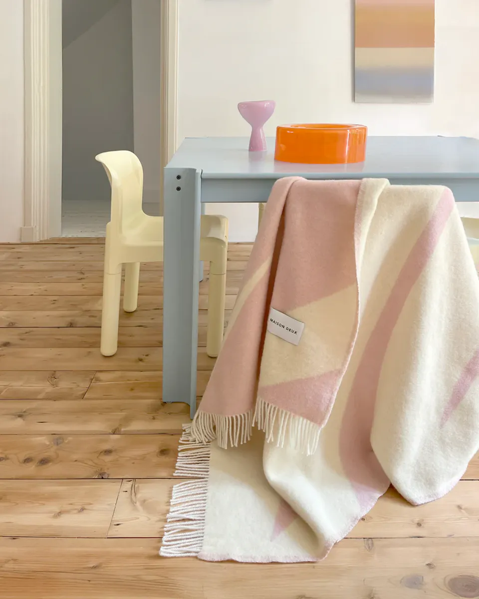 Maison Deux Swirl Pledd Krem/Rosa