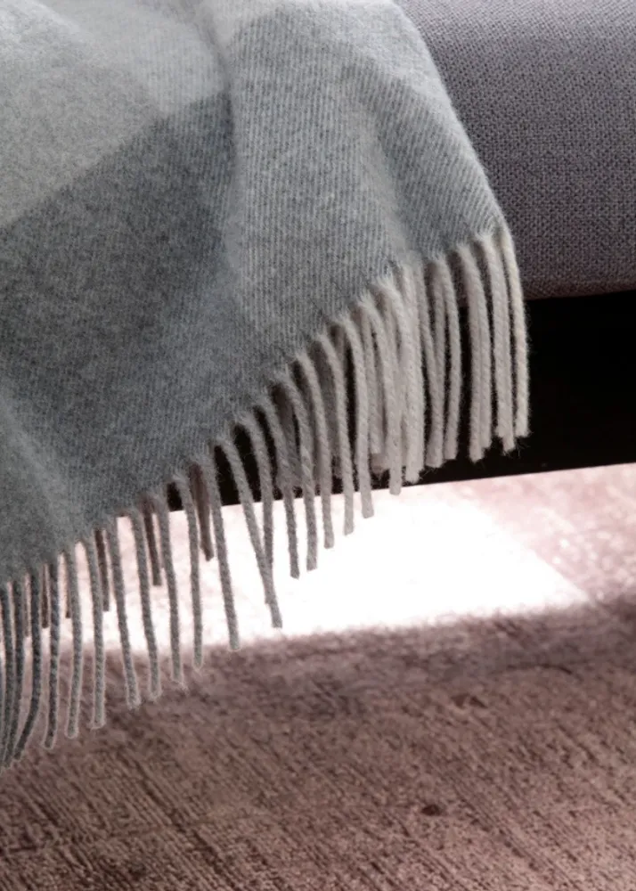  Biederlack Quito Ullpledd 130x170 cm Grey