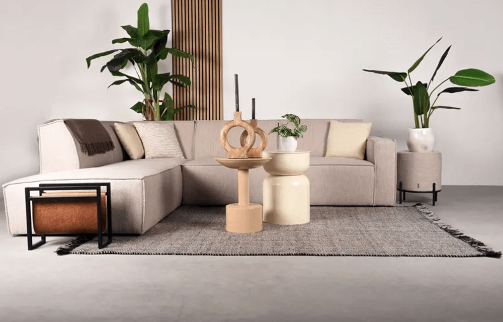 Trend Collection – Kay Venstre 2,5-seter Sofa + Ottoman – Alpine Natural