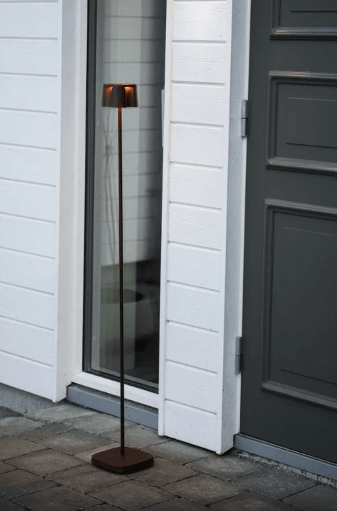 Trend Collection Nice gulvlampe – oppladbar og dimbar, rust